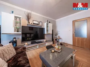 Prodej bytu 3+1, Příbram - Příbram V-Zdaboř, Družstevní, 71 m2