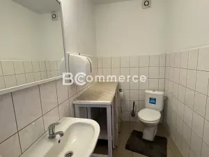 Pronájem kanceláře, Moravany, 167 m2