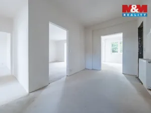 Prodej bytu 4+1, Praha - Ruzyně, Duchcovská, 80 m2