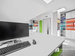 Prodej kanceláře, Pardubice, K Dolíčku, 374 m2