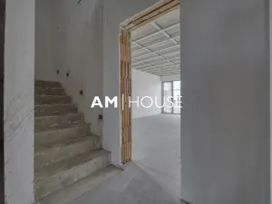 Prodej bytu 4+kk, Praha - Březiněves, Zvěřinových, 153 m2