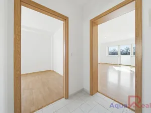 Prodej bytu 3+kk, Karlovy Vary, Okružní, 84 m2