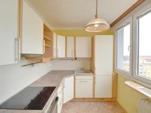 Prodej bytu 3+1, Kolín, Na Magistrále, 61 m2