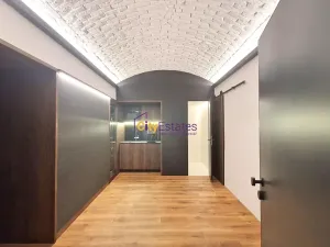 Prodej kanceláře, Praha - Smíchov, Janáčkovo nábřeží, 135 m2