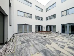 Pronájem bytu 1+kk, Mladá Boleslav, Nad Červenkou, 35 m2