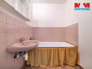 Prodej bytu 3+1, Plzeň, Kralovická, 70 m2