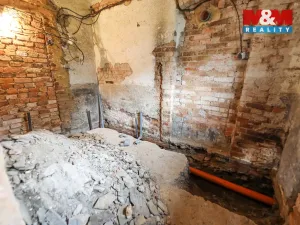 Prodej garáže, Křelovice - Pakoslav, 482 m2