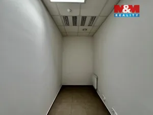 Pronájem kanceláře, Nupaky, Komerční, 150 m2