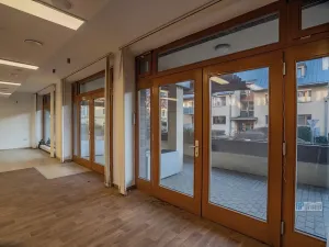 Pronájem obchodního prostoru, Praha - Hlubočepy, Hlubočepská, 104 m2