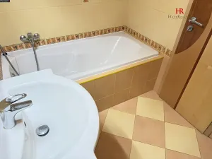 Pronájem bytu 3+kk, Benešov, Dukelská, 74 m2