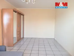 Pronájem bytu 1+1, Sokolov, Slovenská, 41 m2