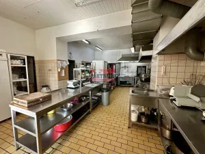 Prodej komerční nemovitosti, Veselí nad Lužnicí, náměstí T. G. Masaryka, 1037 m2