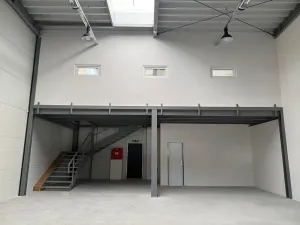 Prodej skladu, Mělník, 1210 m2