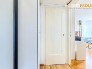 Pronájem bytu 2+kk, Praha - Břevnov, Patočkova, 40 m2