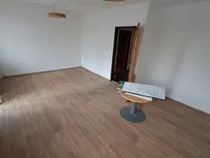 Pronájem kanceláře, Praha - Hostivař, Strašnická, 250 m2