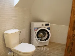 Pronájem bytu 1+1, Hradec Králové, V Lipkách, 41 m2