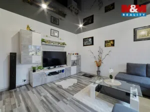 Prodej bytu 2+1, Bukovany, 51 m2