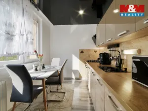Prodej bytu 2+1, Bukovany, 51 m2
