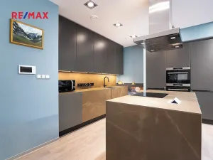 Prodej rodinného domu, Hovorčovice, Na Konci světa, 188 m2