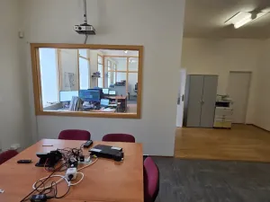 Pronájem kanceláře, Brno, Valchařská, 80 m2