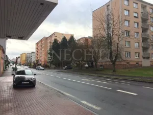 Pronájem obchodního prostoru, Karlovy Vary - Stará Role, Závodu míru, 40 m2