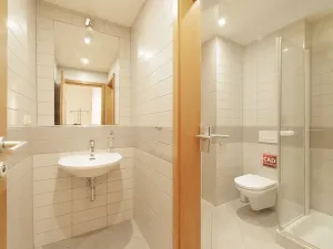 Pronájem kanceláře, Praha - Smíchov, Karla Engliše, 63 m2