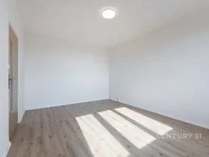 Pronájem bytu 2+kk, Jirkov, Pod Přivaděčem, 35 m2