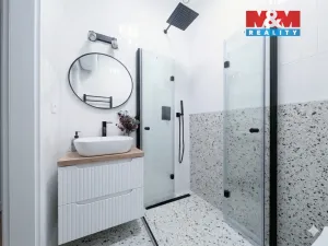 Pronájem bytu 1+kk, Praha - Vršovice, Petrohradská, 30 m2