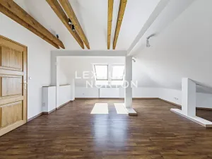 Pronájem vily, Průhonice, U Komárova, 610 m2