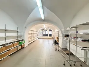 Pronájem obchodního prostoru, Rumburk, Třída 9. května, 226 m2