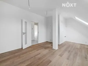 Prodej bytu 2+kk, Praha - Vysočany, Kolmá, 43 m2