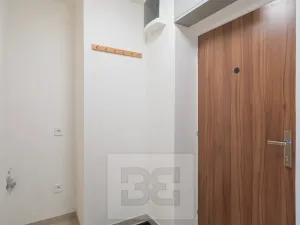 Pronájem bytu 1+1, Praha - Střížkov, Bínova, 32 m2