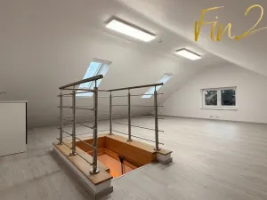 Pronájem rodinného domu, Praha, 105 m2