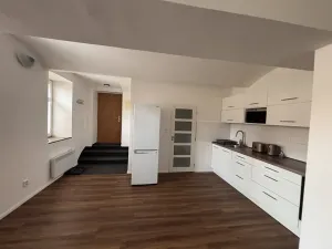Pronájem bytu 2+kk, Jablonec nad Nisou, V Luzích, 45 m2