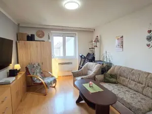 Prodej bytu 3+kk, Stará Huť, Čsl. Armády, 65 m2