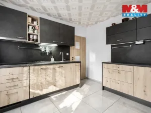 Prodej rodinného domu, Očihov, 280 m2