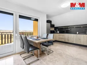 Prodej rodinného domu, Očihov, 280 m2