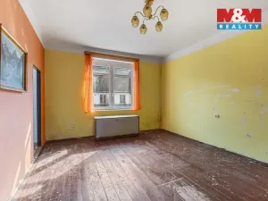 Prodej obchodního prostoru, Louny, Husova, 744 m2