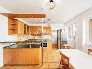 Prodej rodinného domu, Praha - Kyje, Stulíková, 375 m2