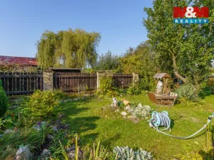 Pronájem zahrady, Karlovy Vary, Šumavská, 459 m2