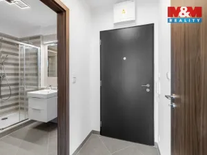 Prodej bytu 1+kk, Praha - Ruzyně, Stočesova, 26 m2