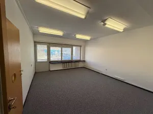 Pronájem kanceláře, Vsetín, Dolní náměstí, 194 m2