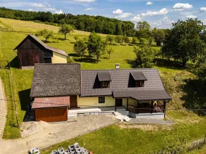 Prodej rodinného domu, Lukov, Paseky, 140 m2