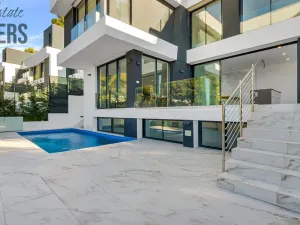 Prodej rodinného domu, Málaga, Španělsko, 461 m2