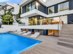 Prodej rodinného domu, Málaga, Španělsko, 517 m2