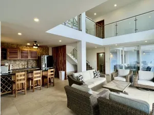 Prodej rodinného domu, Coxen Hole, Roatán, Honduras, 325 m2