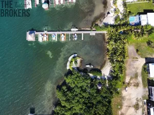 Prodej pozemku, Coxen Hole, Roatán, Honduras, 570 m2