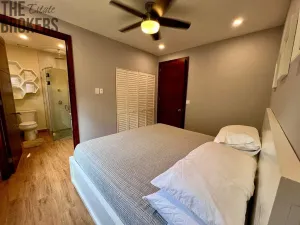 Prodej bytu 3+1, Coxen Hole, Roatán, Honduras, 139 m2