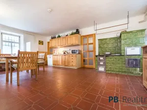 Prodej rodinného domu, Křemže, 450 m2