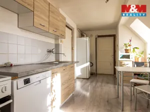 Prodej bytu 2+1, Cvikov - Cvikov II, Komenského, 48 m2